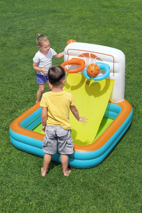 Centro de Juegos 3 en 1 Kick And Swish +2 Bestway